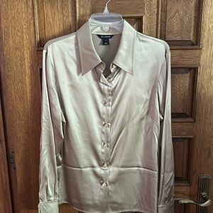 NWOT St. John size 12 gold silk blouse